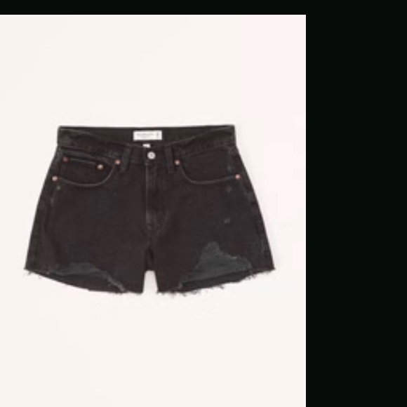 ✨ Abercrombie & Fitch Curve Love Mid Rise Boyfriend Shorts ✨ - Picture 3 of 4